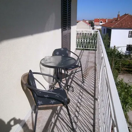 Kiko Apartman *